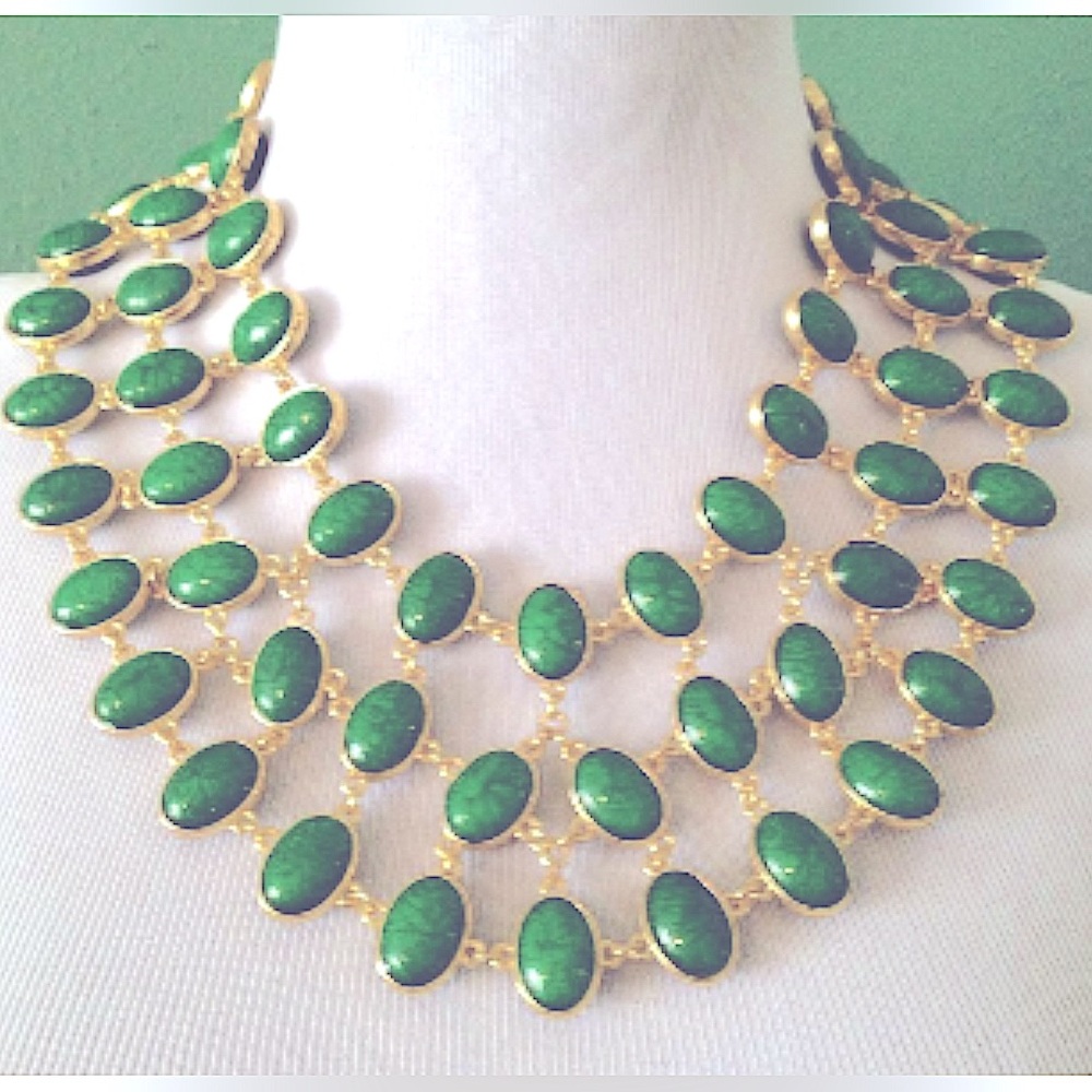 AMRITA SINGH REVERSIBLE GREEN/BLACK STATEMENT NECKLACE